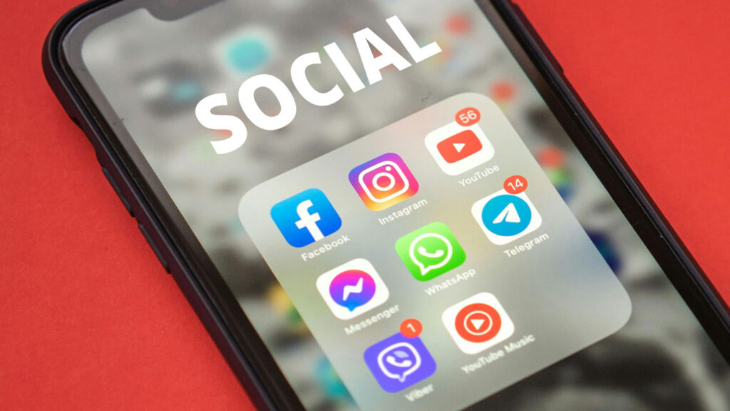 How to Build and Engage a Passion-Driven Online Community